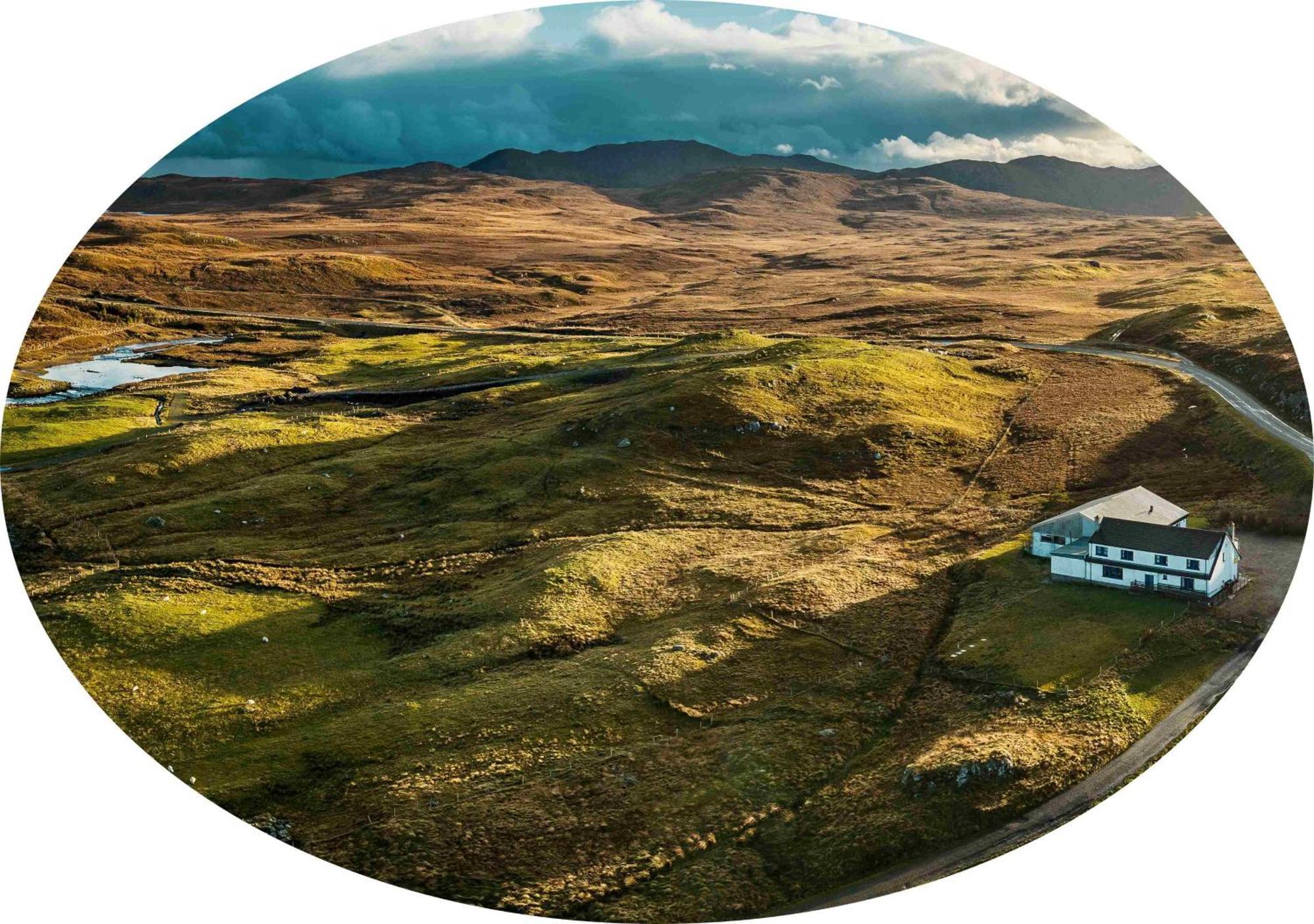 The Loch Erisort Hotel Balallan Екстериор снимка
